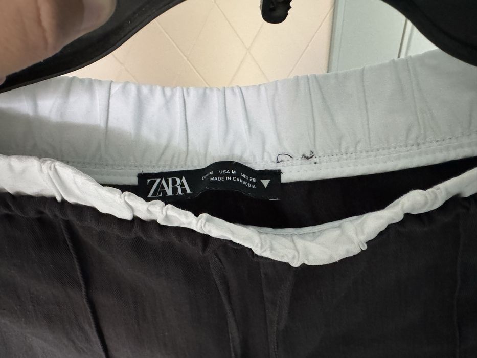Джинсы, брюки Bershka Zara