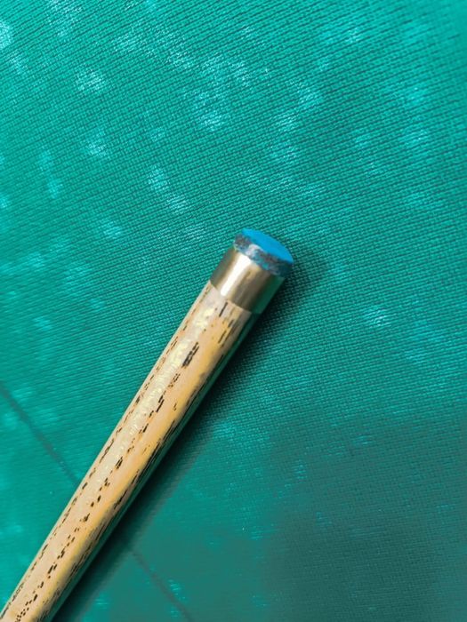 Продам кий для игры в бильярд