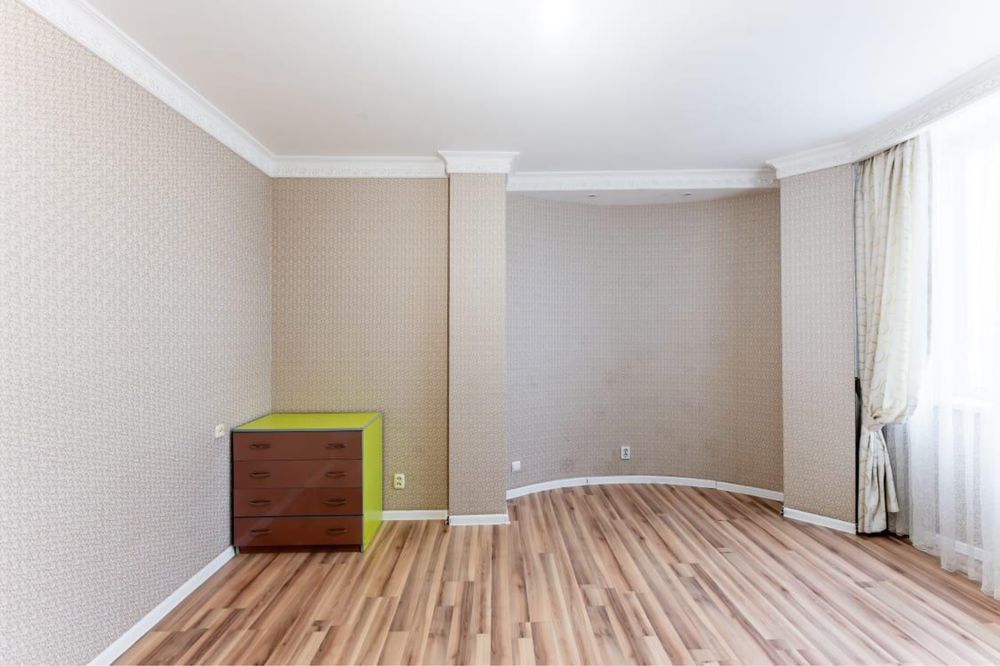 Продается 2-х комнатная квартира