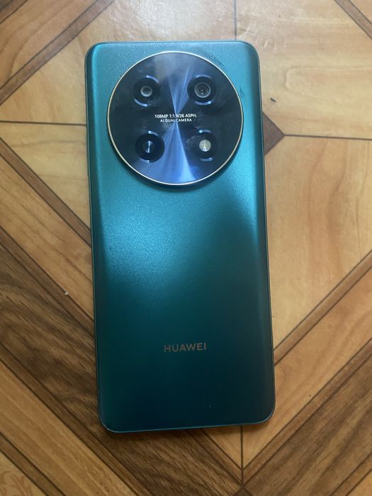 Продам телефон huawei