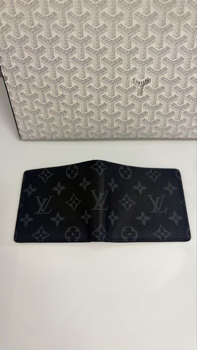 Portofel Louis Vuitton negru  nou!