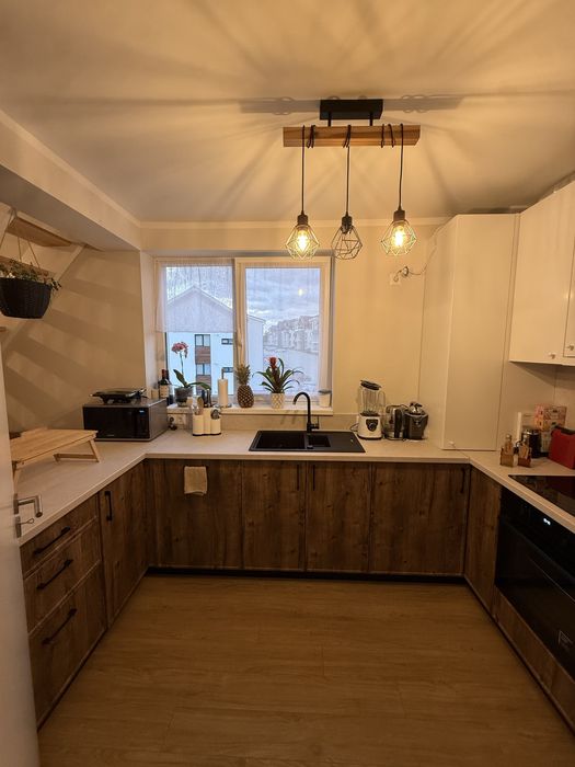 Caut coleg/ă de apartament