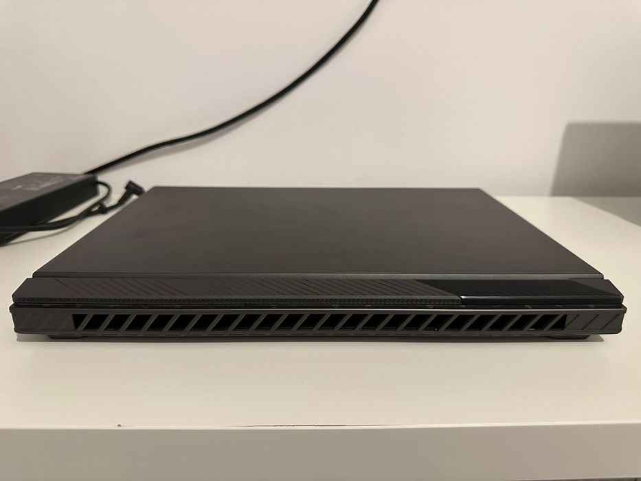 Asus Rog G16 13980HX, RTX 4050, 2K+, 240Hz, 1TB, 16GB