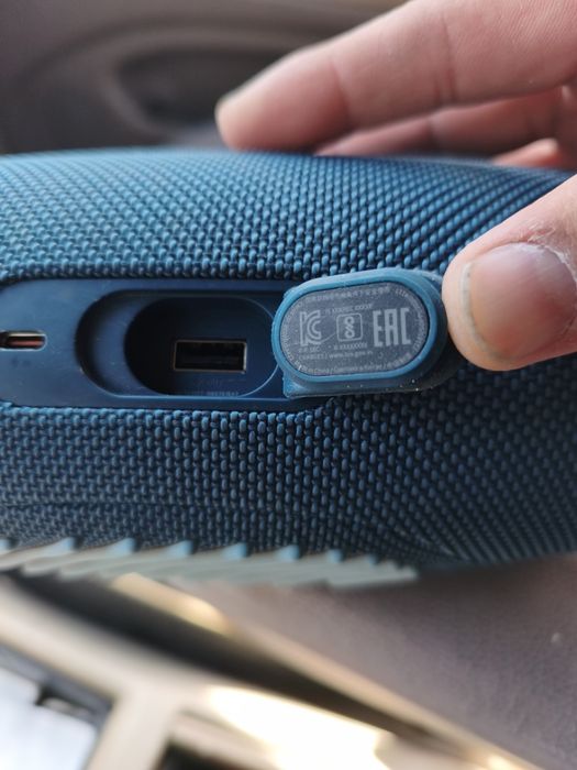 Колонка JBL charge 5