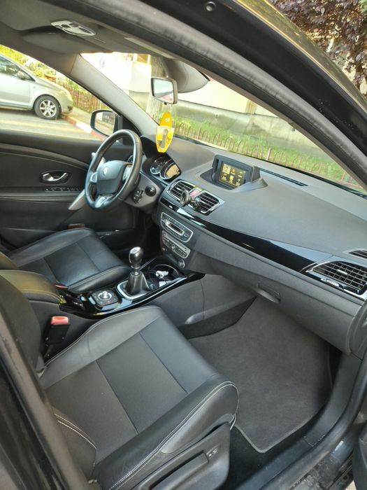 Vând megane 3 2011, 1.4 tce cu gpl, avariat