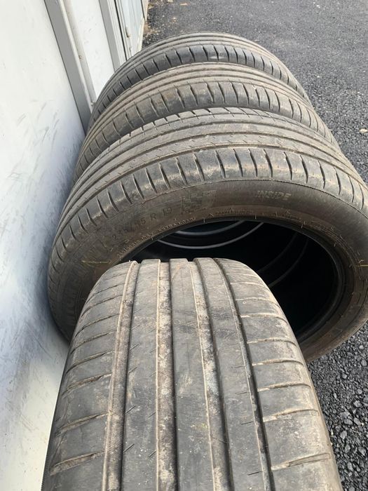 Cauciucuri 235/55R19 275/35R19 245/40R19 235/45R19 225/35R20