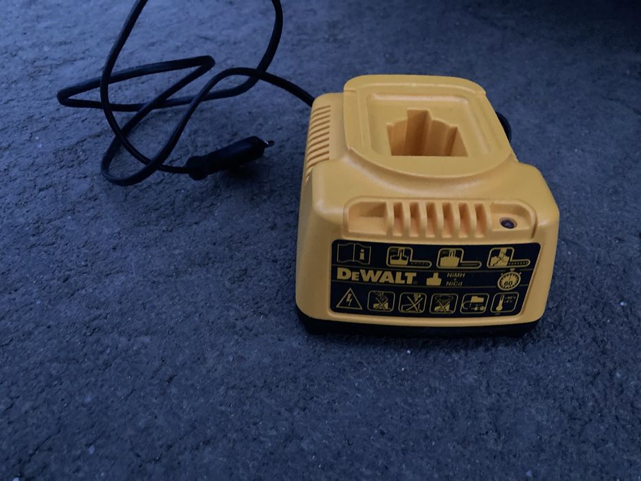Alimentator Incarcator Dewalt DE9116 7,2-18v