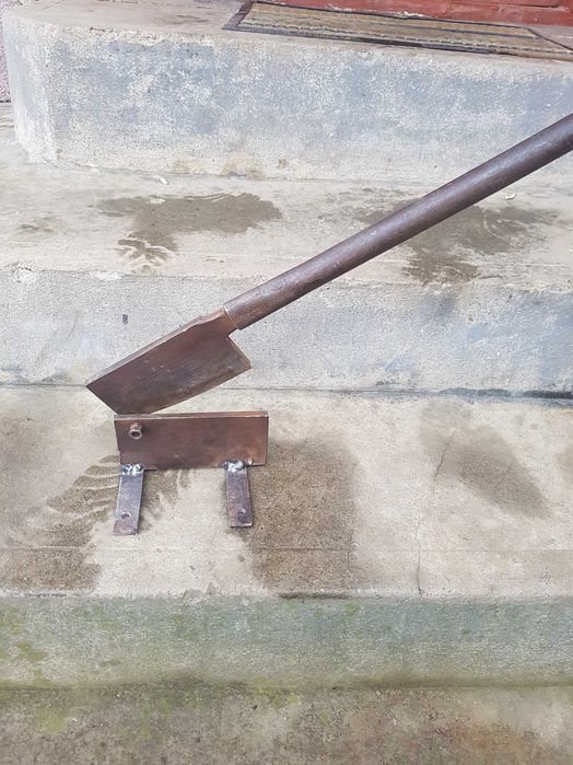 Foarfecă  tablă a9