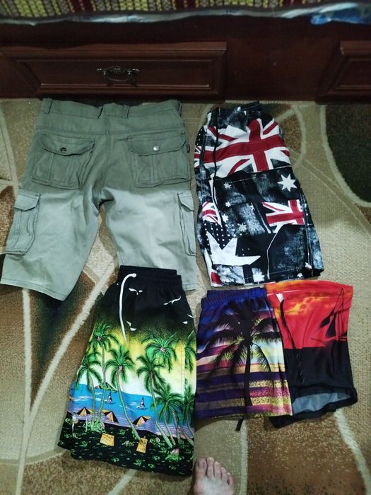 Продам шорты разные