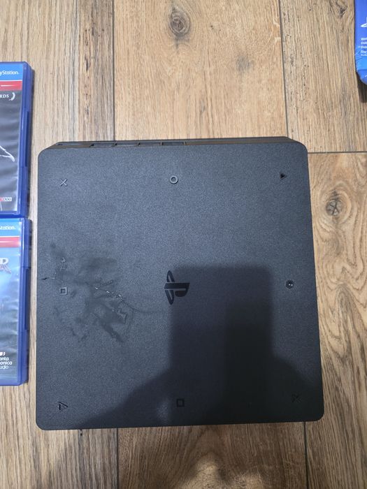 Vand PS 4 DE 1 TB slim