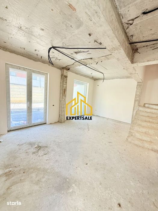 Triplex Modern-120Mp Utili/Curte Privata 110Mp/Metrou 15 Minute