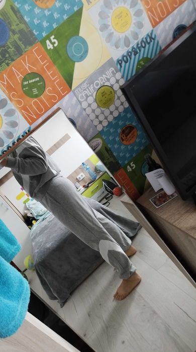 Комплект Адидас, неупотребяван