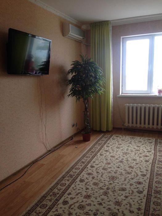 1-ком посуточно проспект Женис 67