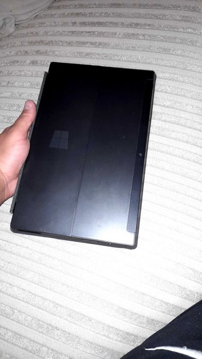 Таблет microsoft surface