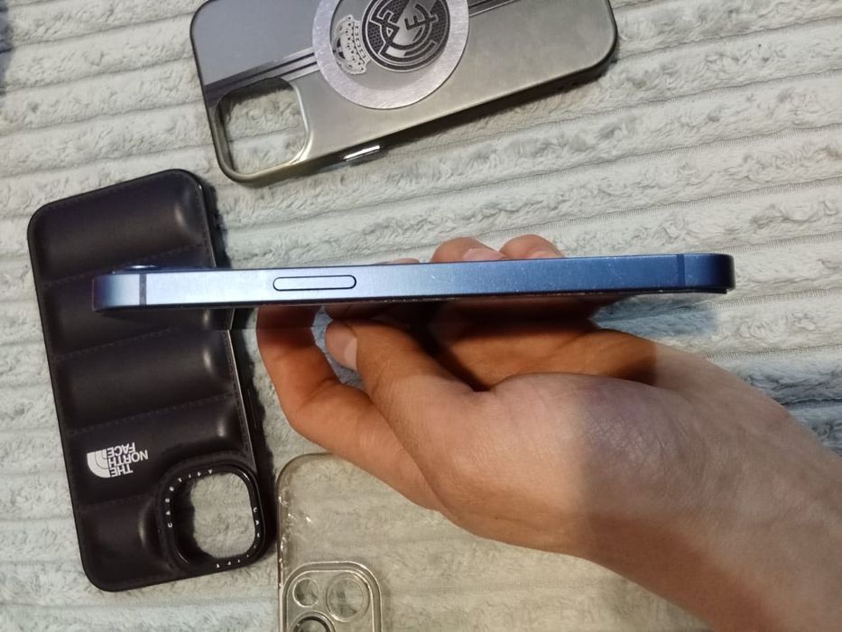 Айфон 13 с гарантией