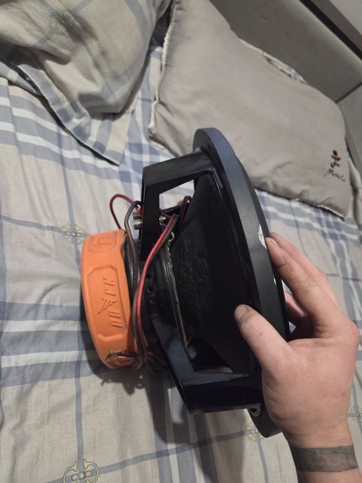 Продам динамик 15