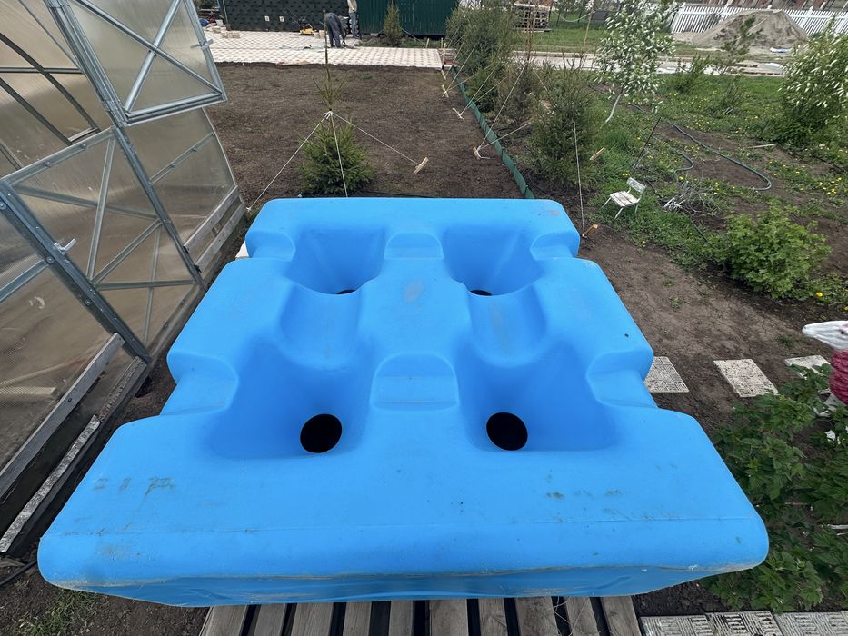 Продам ескость доя воды 2000л.