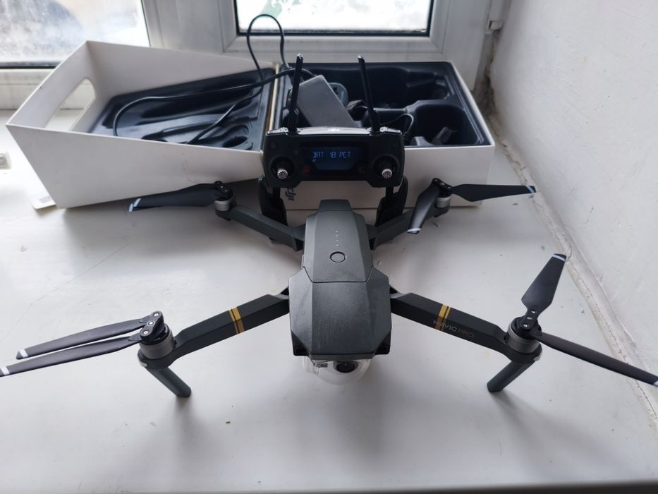 Продам квадрокоптер DJI mavic pro