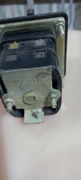 Шалтер и кнопка за телфер,