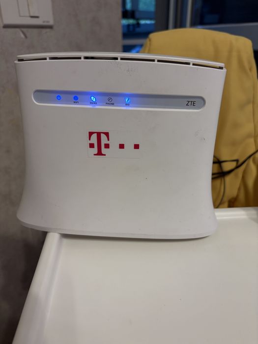 Router  4GZTE  283U - liber de retea!