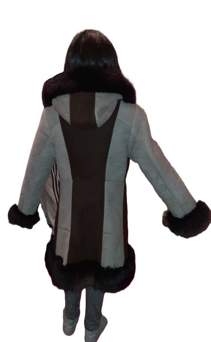 Продам детскую дублёнку