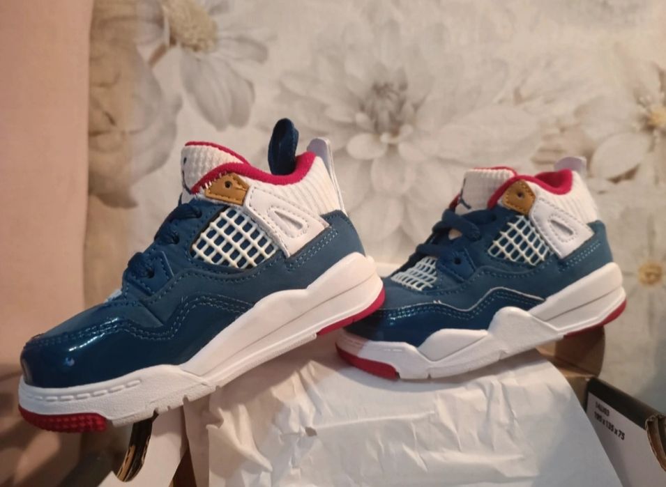 Jordan Air Jordan 4 Messi Room