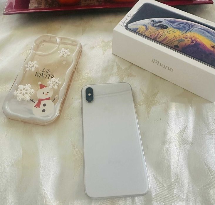 IPHONE XS baterie 75%