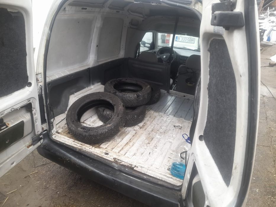 V ând Seat Inca 1.9 an 2003 taxe la zi