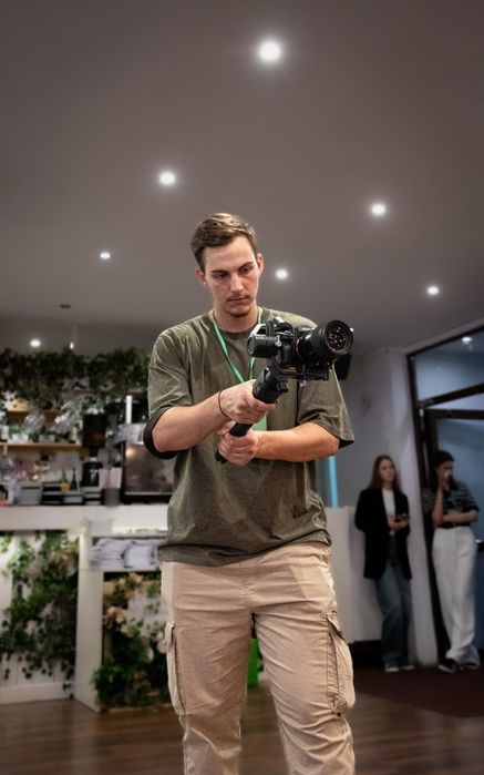 Videograf/ Fotograf pentru Evenimentele Tale