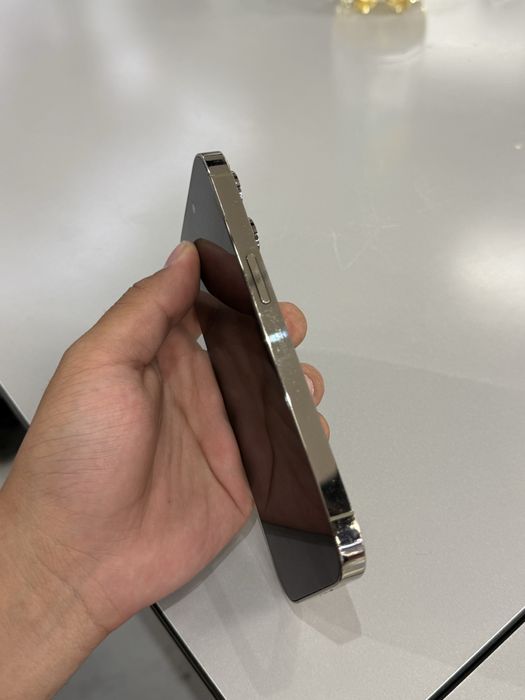 Iphone 14 Pro Gold