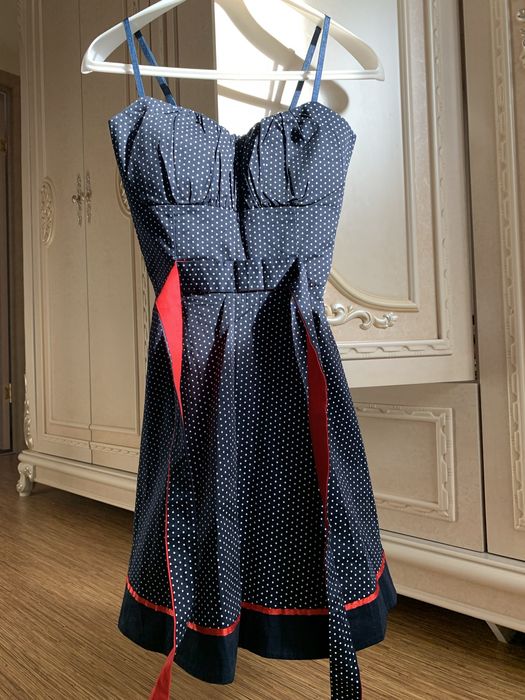 Платья на 42-44 размер S