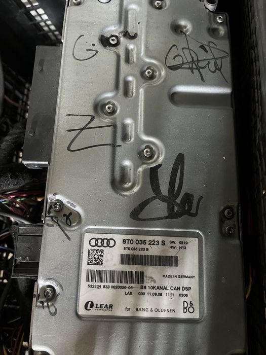 Amplificator Audi A4 A5 Bang and Olufsen 8T0035223S / 8t0035223s
