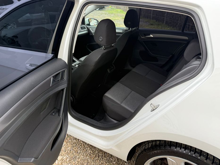 Vw Golf 7  Fabricație 2014 , 1.2 TSI , Posibilitate rate Avans ZERO