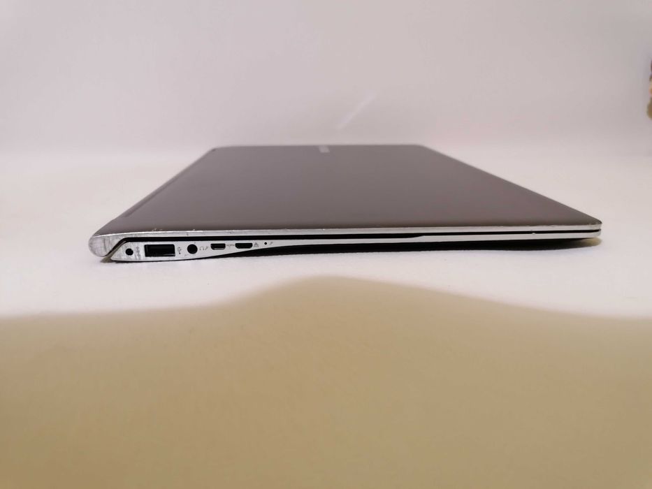 Laptop Samsung i7,  8 GB Ram, SSD 256