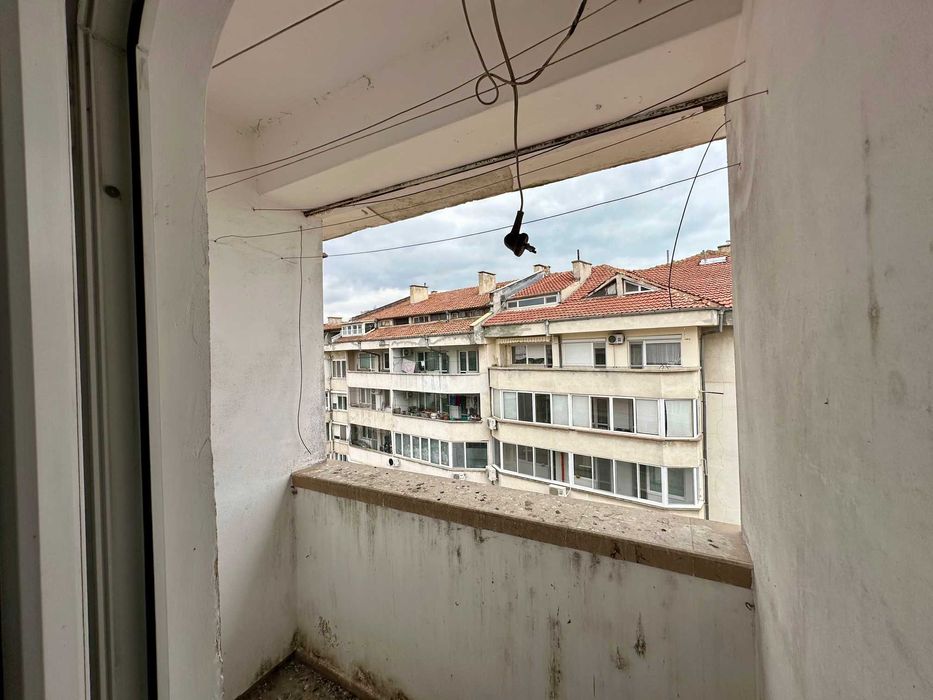 Продава се Двустаен апартамент в Бургас, Лазур - 42 кв.м за 1203 €/кв.м - Снимка #13
