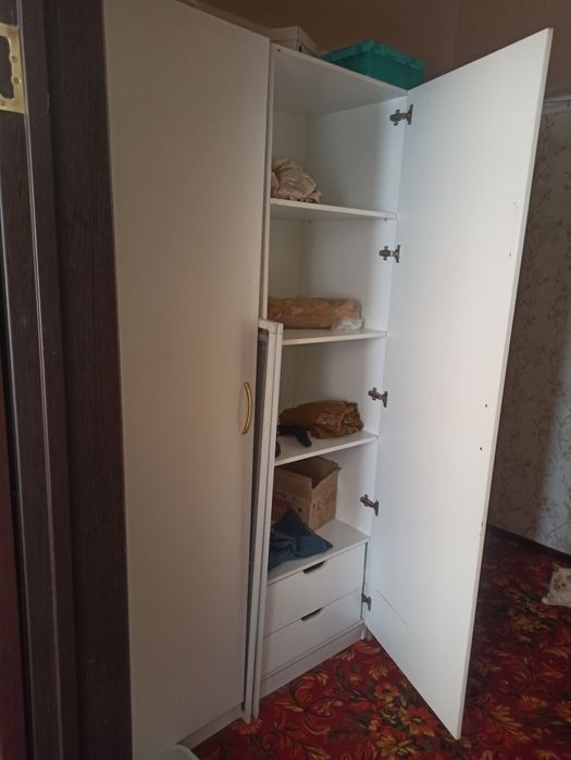 Шкафы, 2 штуки ,