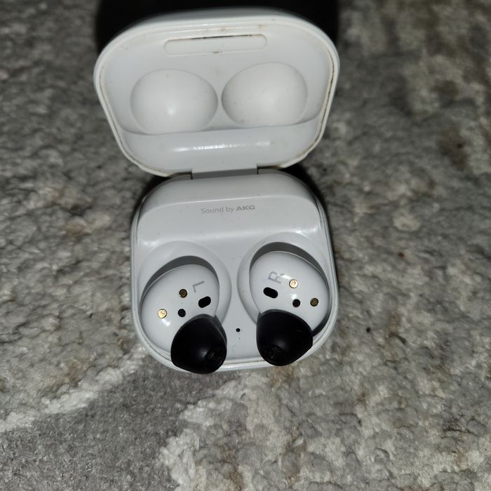 Наушники Galaxy buds 2