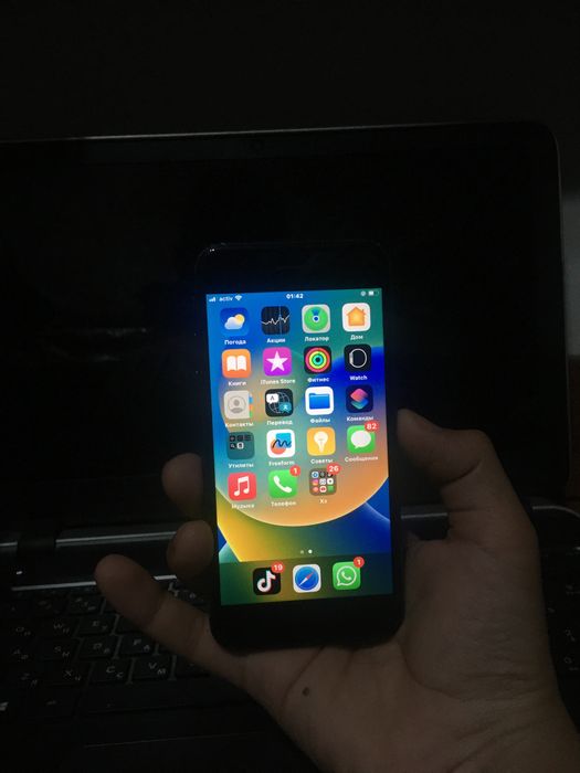 Айфон 8 в идеальном состоянии