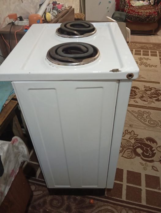 Продам плиту 2 комфорочную