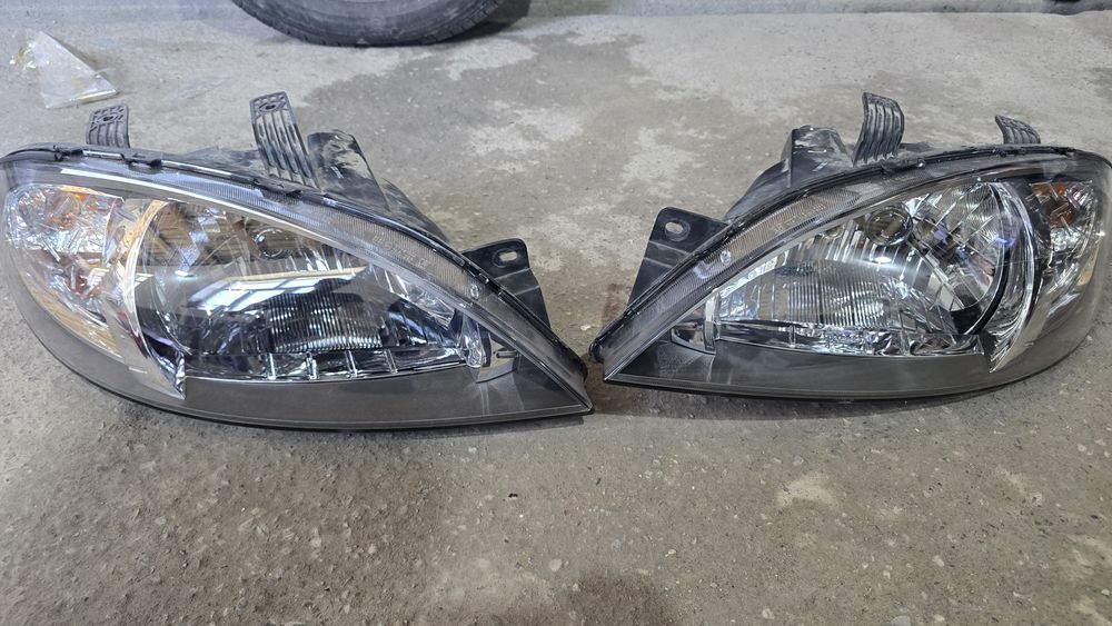 Gentra oldi orqa fara sotiladi komplekt