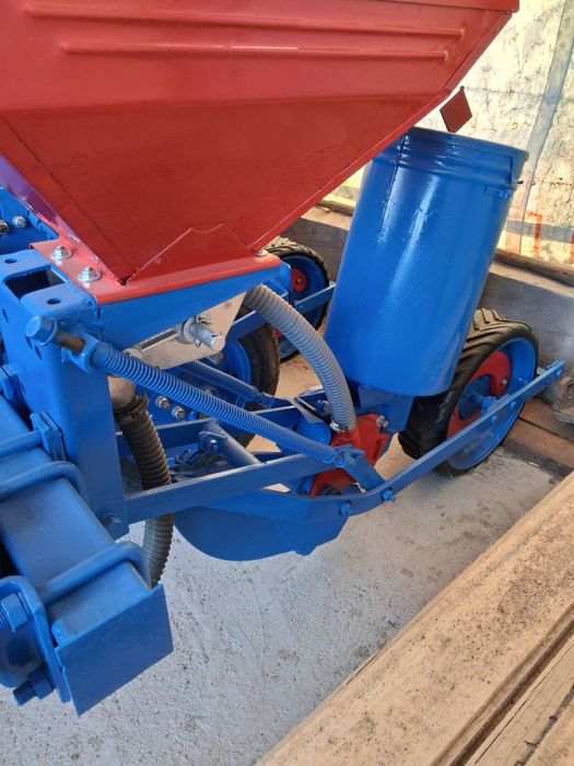 Semănătoare porumb SPC4