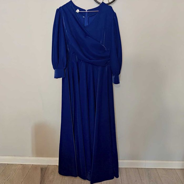 Rochie lungă de ocazie, realizată pe comandă – mărimea 50–52