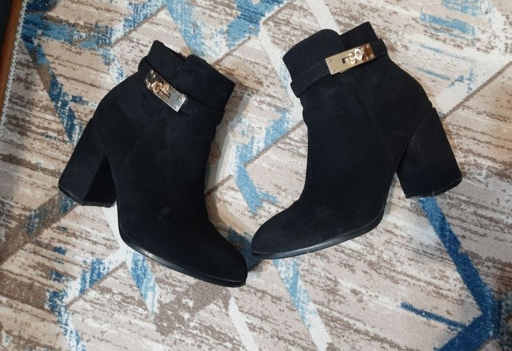 Botine de copiii mărimea 37