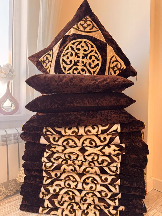 Сандык и корпе, көпшік