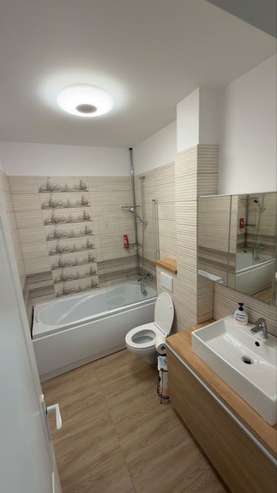Inchiriem apartament 2 camere(57mp) si gradina 85mp, str. Dealul de Jos
