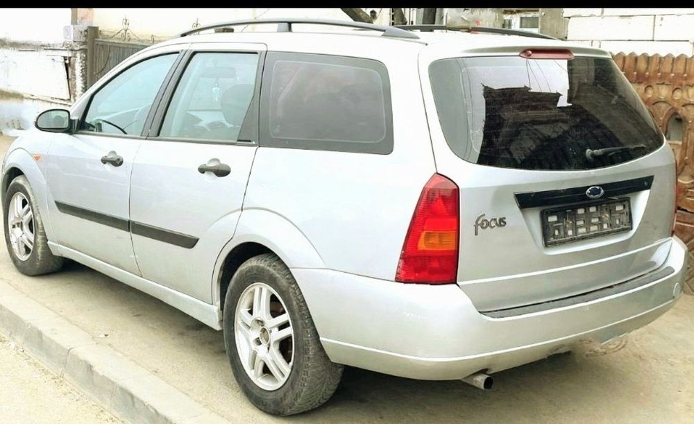 Ford Focus mk1 - motor/cutie/AC/case/radiator/uși/capote/roti