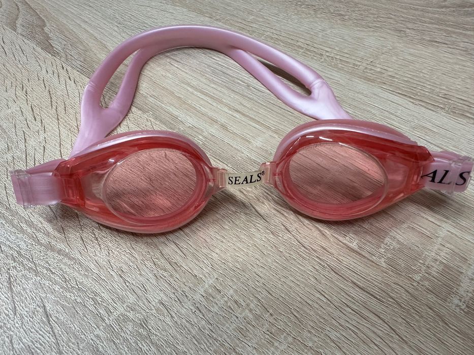 Очки для плавания