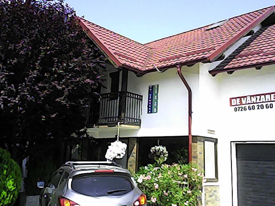 casa cu piscina de vanzare