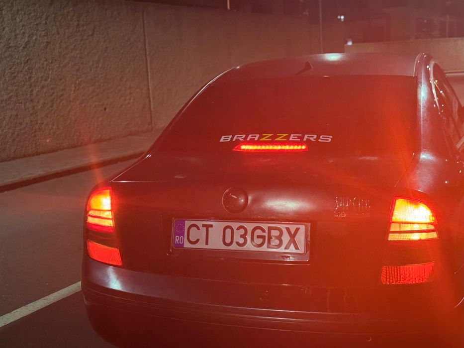 SKODA Superb 2004 — imagine 2