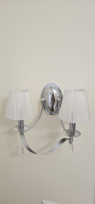 Люстра, и 2е бра